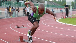 sprinter au départ d'une course